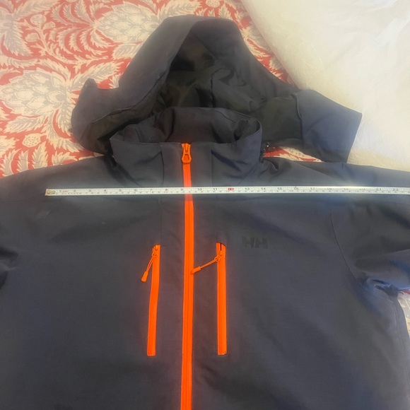 Helly Hansen Ski Jacket - Picture 11 of 16